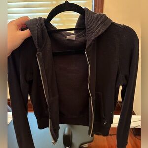 Aritzia cropped hoodie